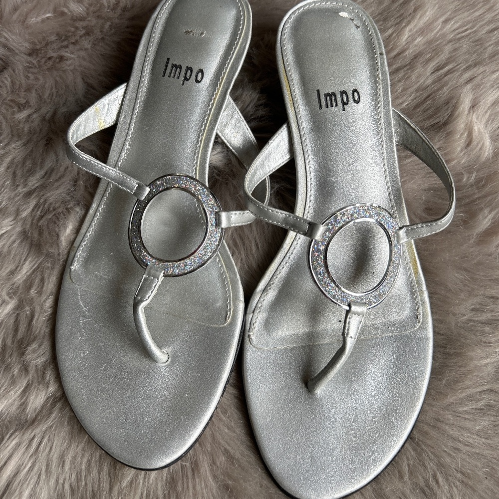Silver Summer Sandals 👡